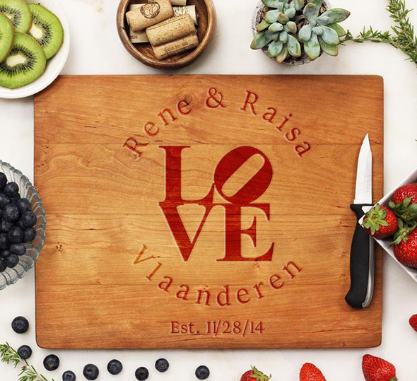 Cutting Board "LOVE Rene & Raisa"