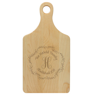 Paddle Cutting Board "Harold Family Wreath"