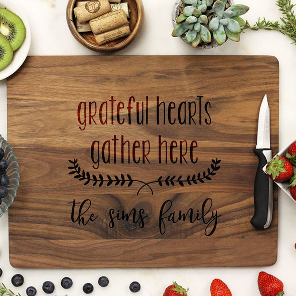 Cutting Board "Grateful Hearts Gather Here"